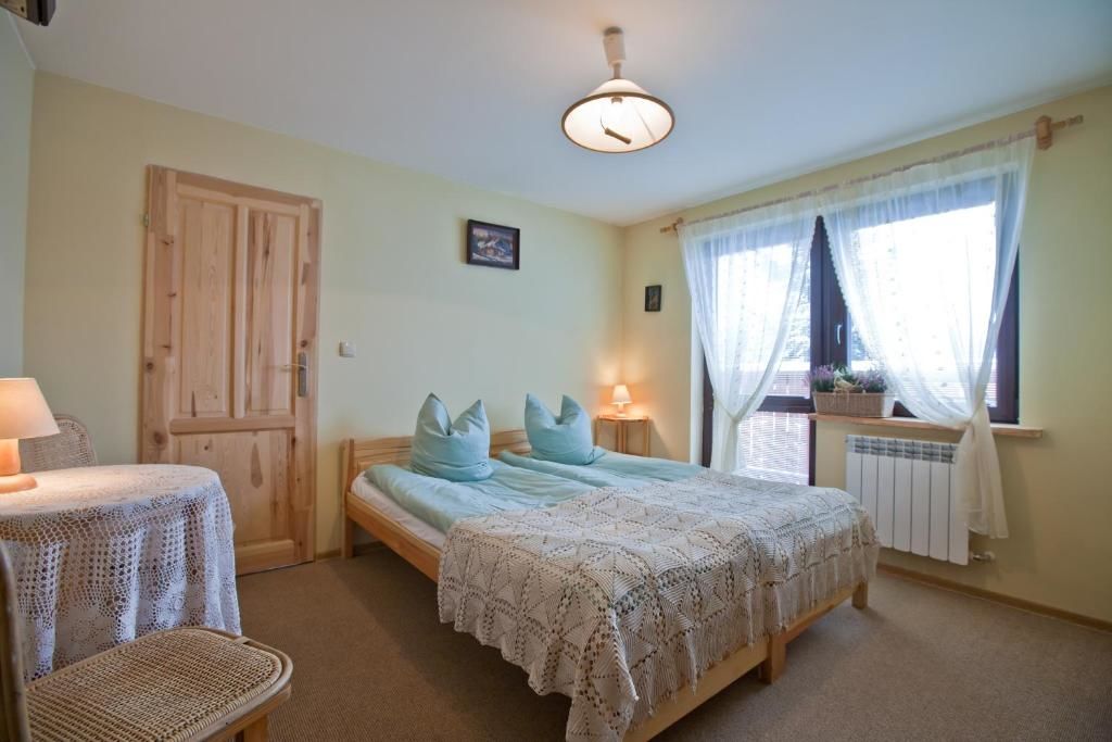 Отели типа «постель и завтрак» Apartamenty Matuska Поронин-26